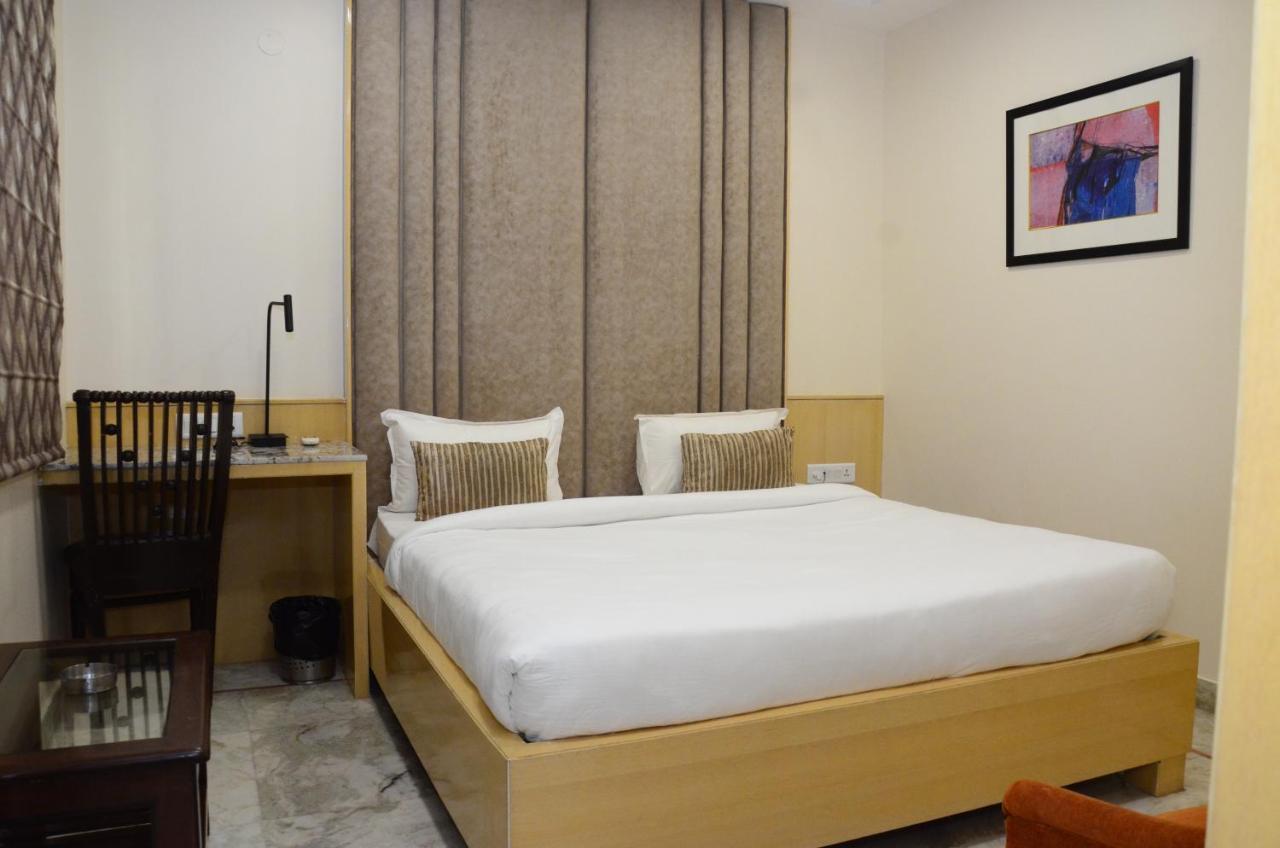 Hotel Crytsal Residency Ráňčí Exteriér fotografie