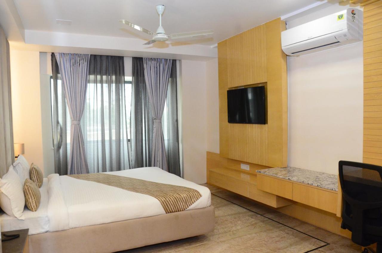 Hotel Crytsal Residency Ráňčí Exteriér fotografie